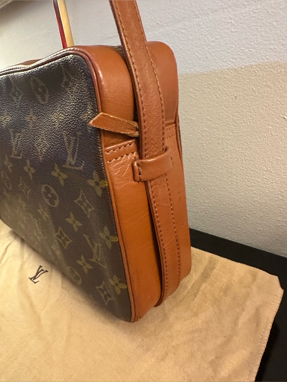 Louis Vuitton Monogram Sac Bandouliere Shoulder Bag with dustbag - Picture 6 of 15